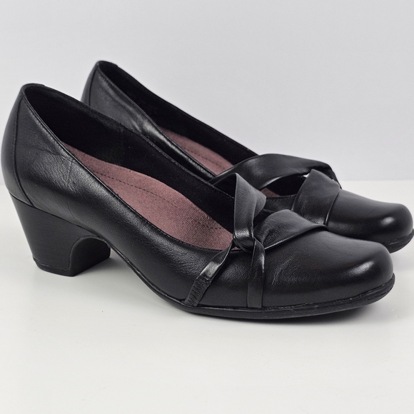 Clarks Women's Sugar Plum Pump Size 7.5 Block Heel Black Leather Slip On Shoe - Picture 1 of 12